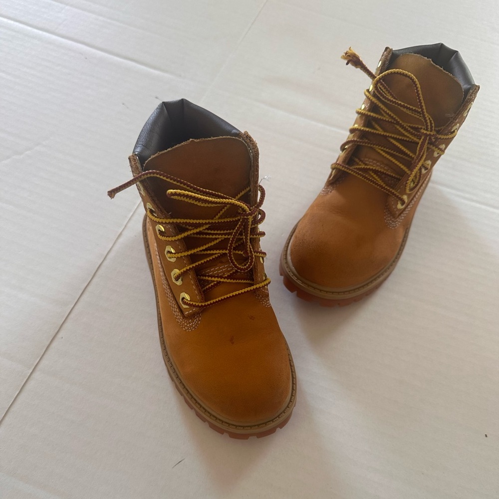 Timberland boots wheat waterproof toddler size 10